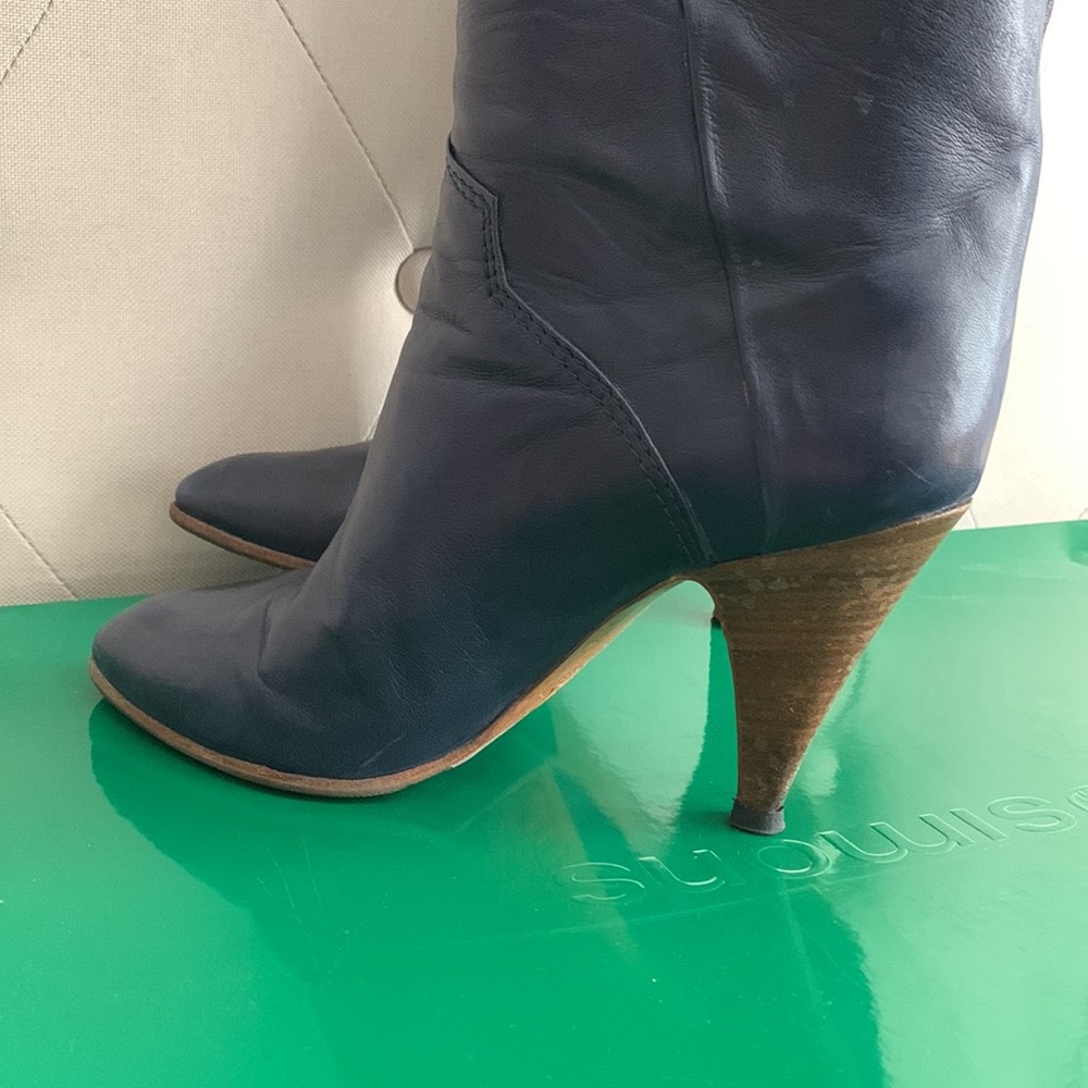 Navy blue western style heeled boots - Picture 5 of 9
